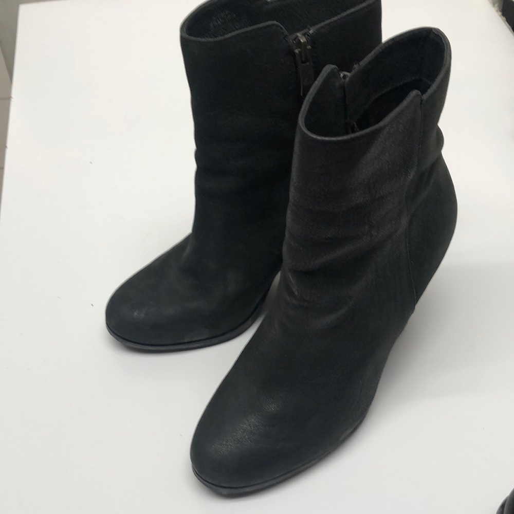 Vince camuto ankle boots